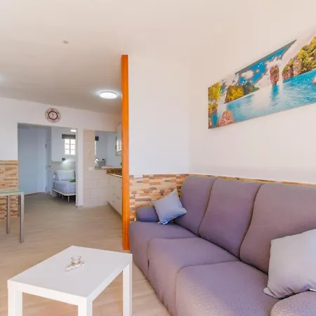 Spacious Next To The Sea With Stunning Views 圣克鲁斯-德特内里费