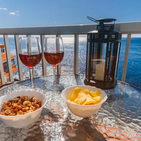 Spacious Next To The Sea With Stunning Views * Santa Cruz de Tenerife